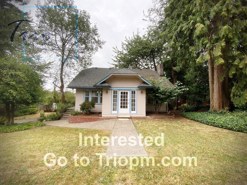 Eugene House: 1673 Riverview Street