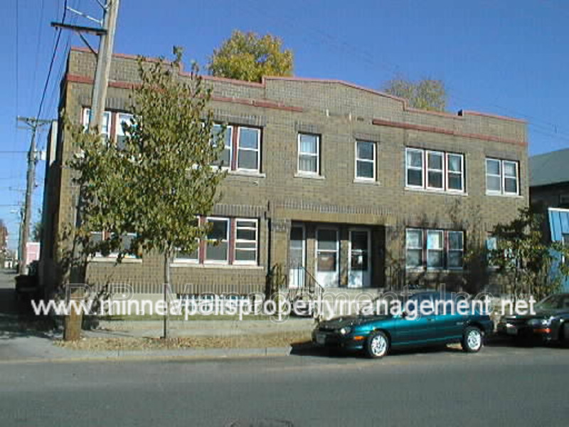 Minneapolis Condo: 1434 W 32nd St