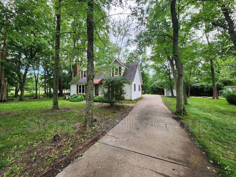 Terre Haute Condo: 47 West Lawrin Boulevard