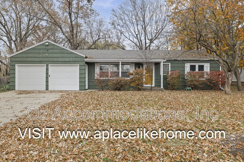 Shawnee House: 6535 Melrose Ln