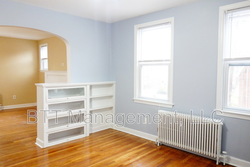 Takoma Park Condo: 807 Kennebec Avenue