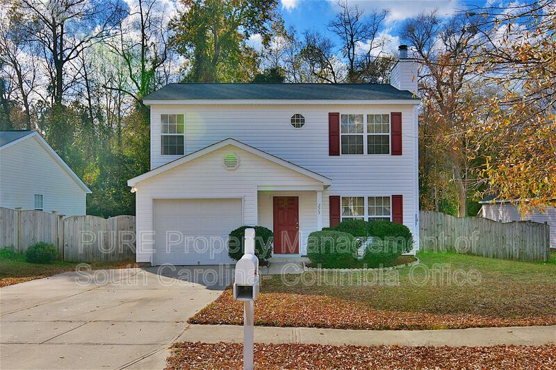 Lexington House: 273 Oakpointe Drive