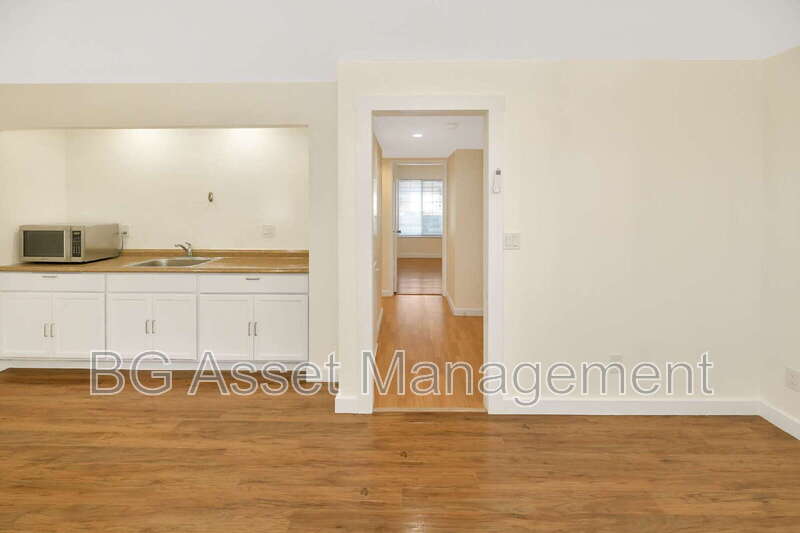 Pinole Condo: 961A Barkley Court