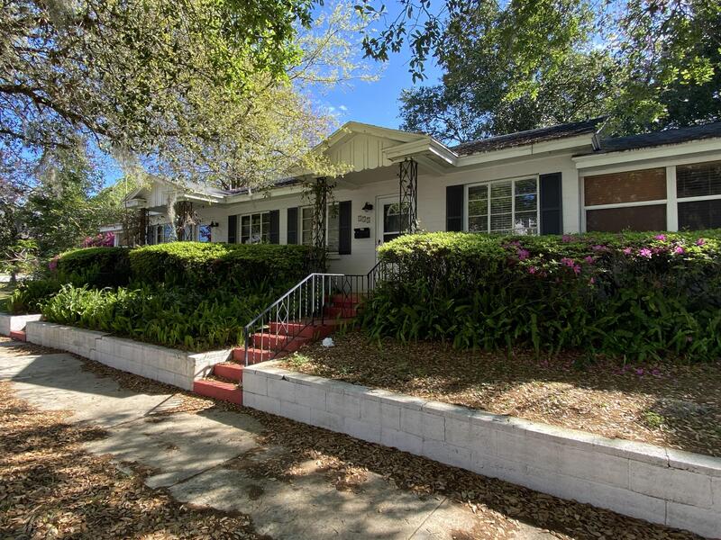 Orlando House: 117 North Fern Creek Avenue