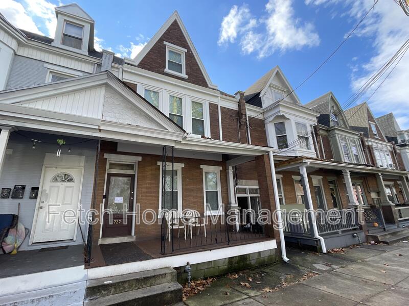 Lancaster House: 722 East King Street