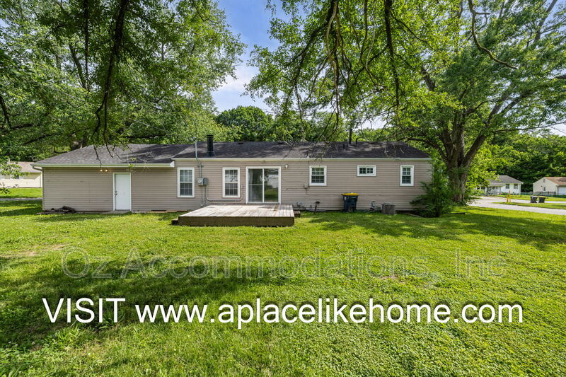 Kansas City House: 4934 Appleton Ave