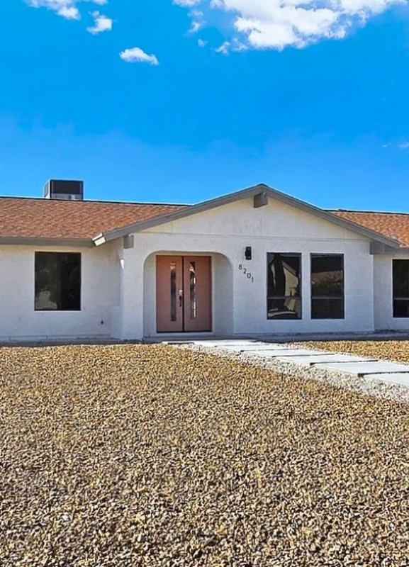 Las Vegas House: 8201 W Hammer Ln