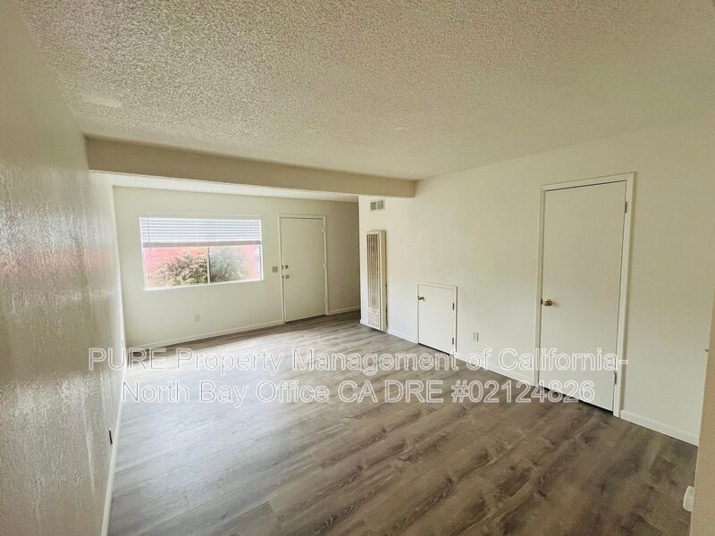 Ukiah Townhome: 370 El Rio Ct