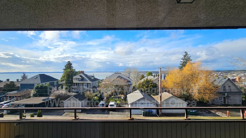 Bellingham House: 625 N. Garden