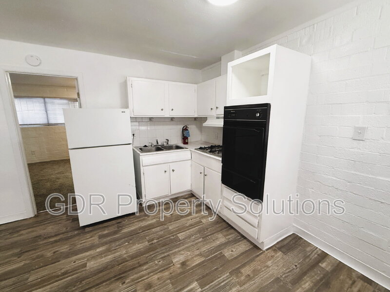 Albuquerque Condo: 1200 Coal Avenue Southwest