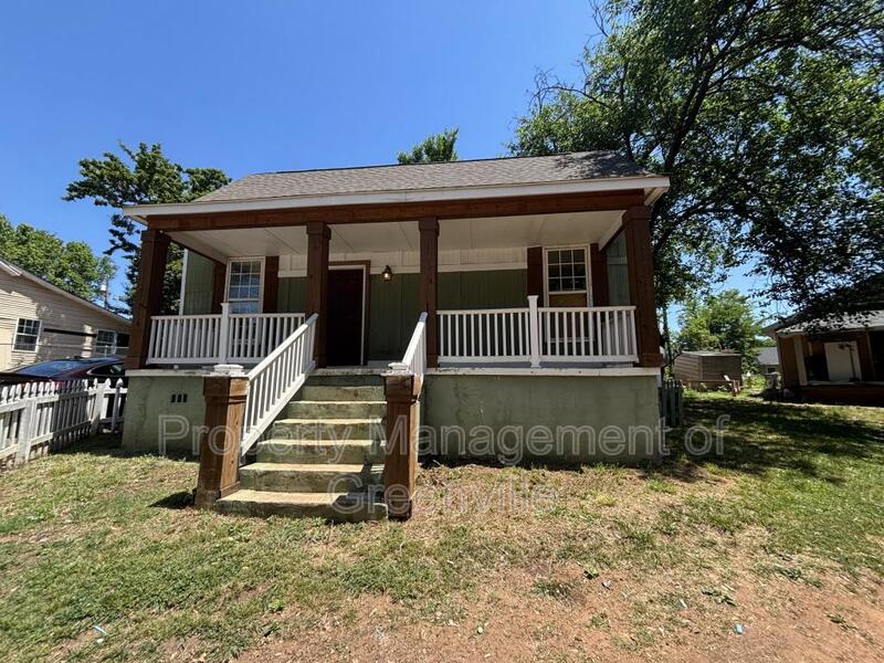 Greenville House: 135 D Street