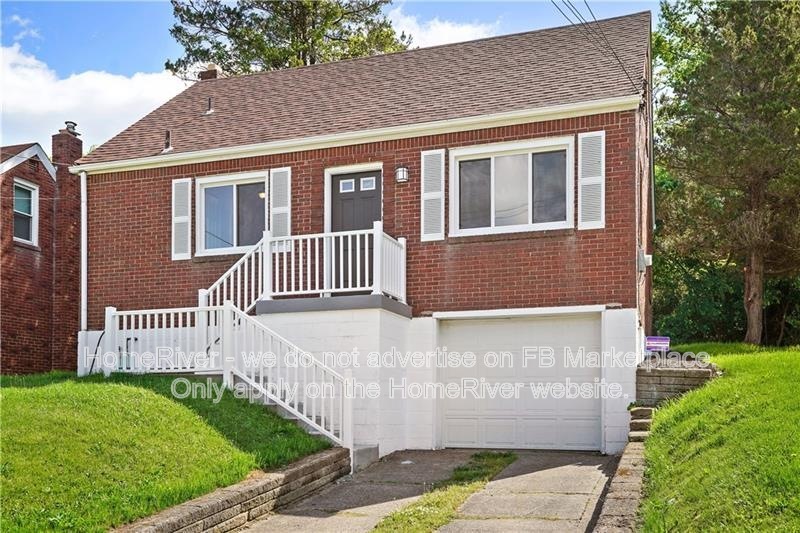 West Mifflin House: 625 Irwin Run Rd