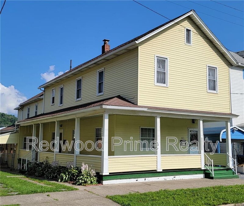 Johnstown Condo: 645 Coleman Avenue 1