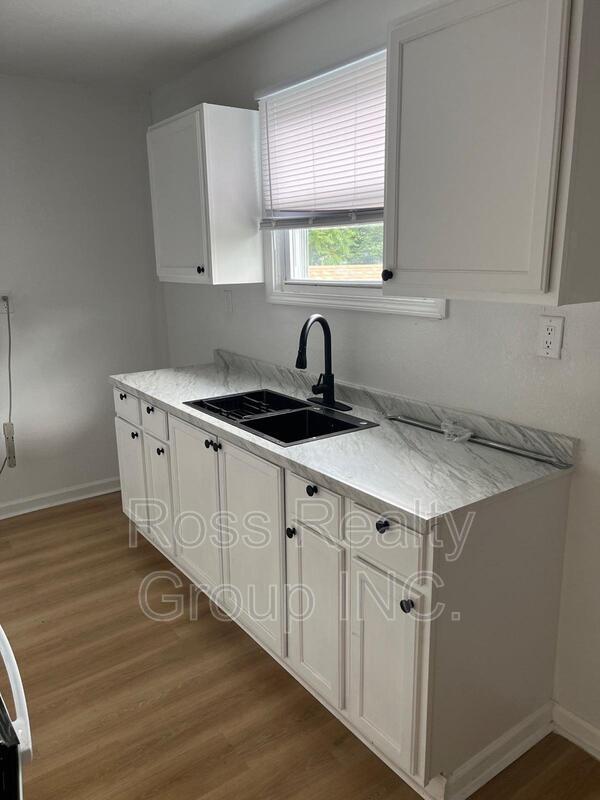 Toledo Condo: 653 oswald