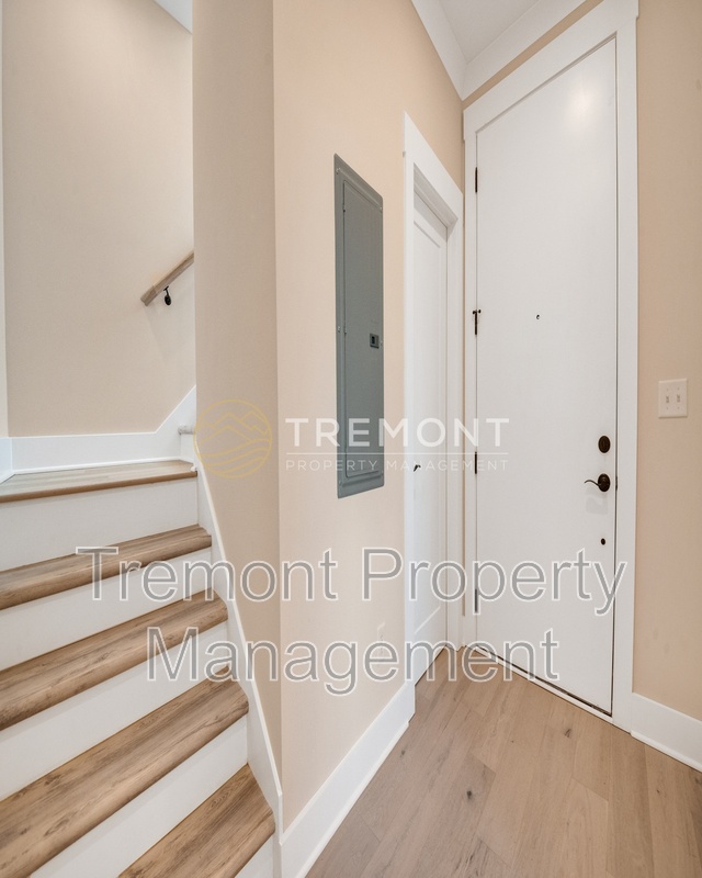 Chattanooga House: 1232 J Andrews Place