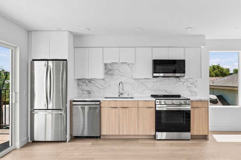 San Diego Apartment: 1259 Lincoln Avenue