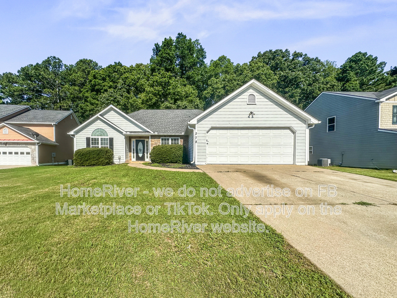 Villa Rica House: 278 Indian Lake Trl