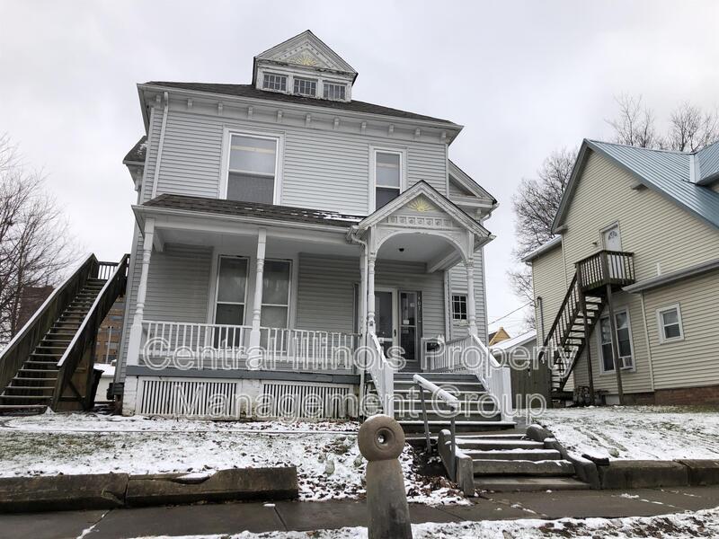 Bloomington Condo: 407 East Monroe Street - 2