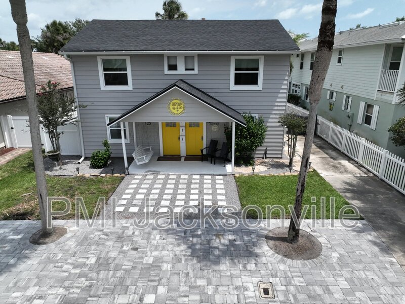 Jacksonville Beach Condo: 125 37th Ave S