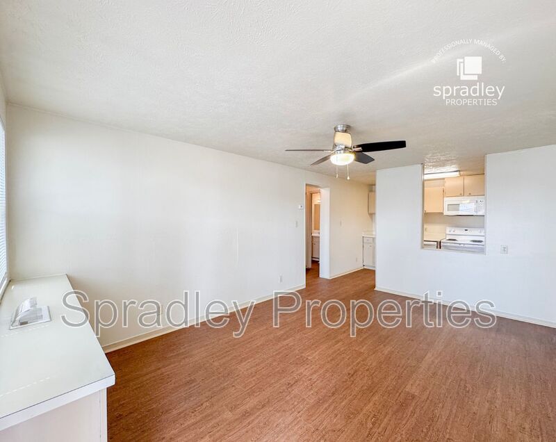 Temple Condo: 608 John Paul Jones Dr, Apt #129
