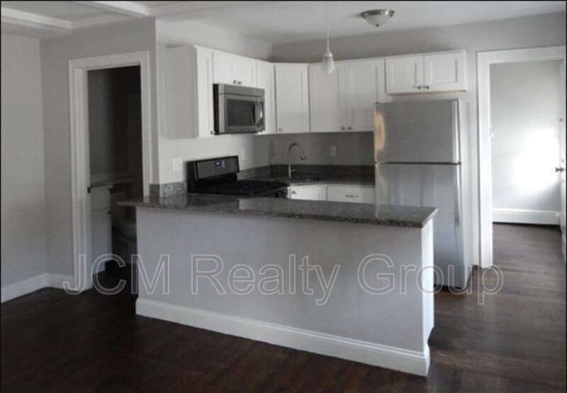 Quincy Condo: 70 Safford Street