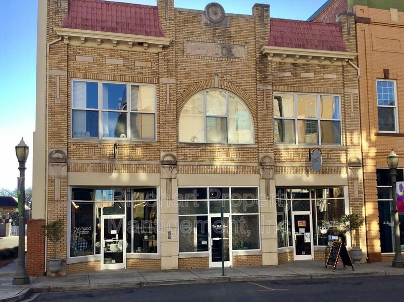 Rock Hill House: 212 East Main St.