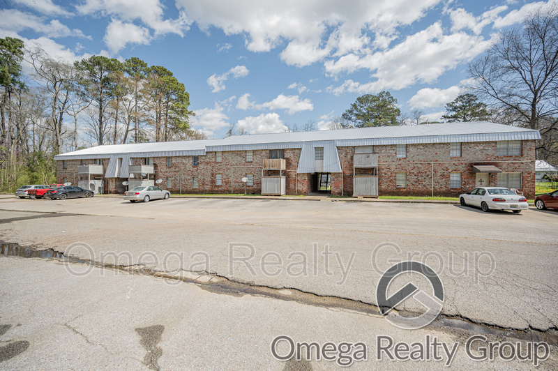 Bessemer Condo: 425 Oakwood Ave