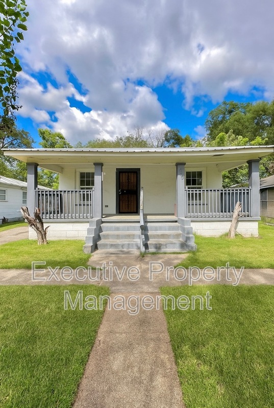 Birmingham House: 2000 10th Place