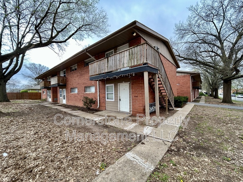 Lawrence Condo: 2506 Redbud Lane - 1809C