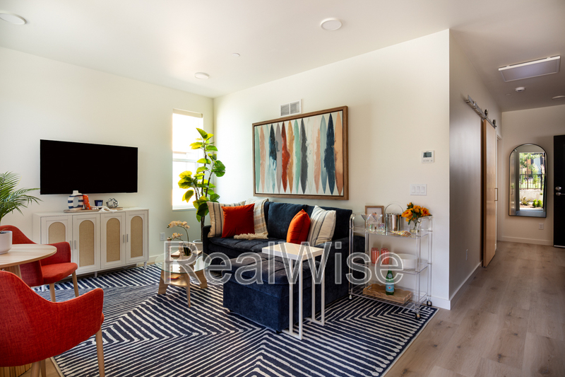 Ashland House: 168 Garfield St