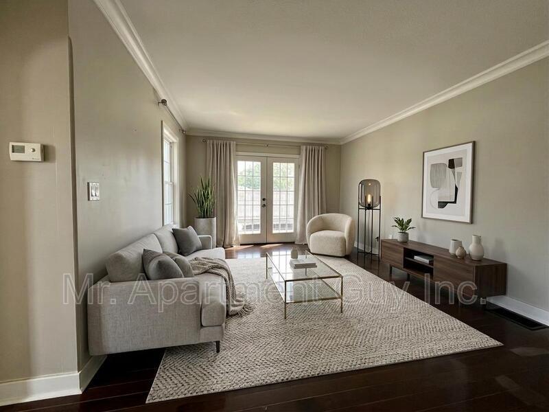 Kitchener Condo: 97 Wood Street