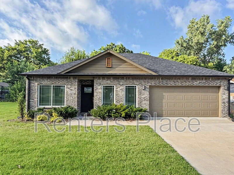 Coweta House: 29044 East 153rd Street South
