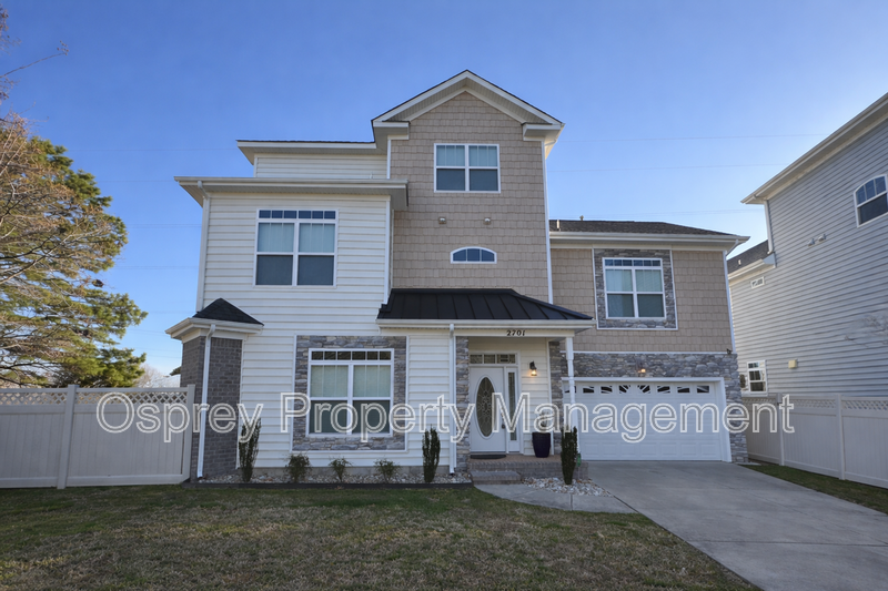 Spacious end-unit home in Virginia Beach!  - Photo 1