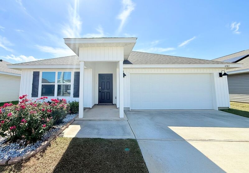 Pace House: 4383 Winged Elm Ct