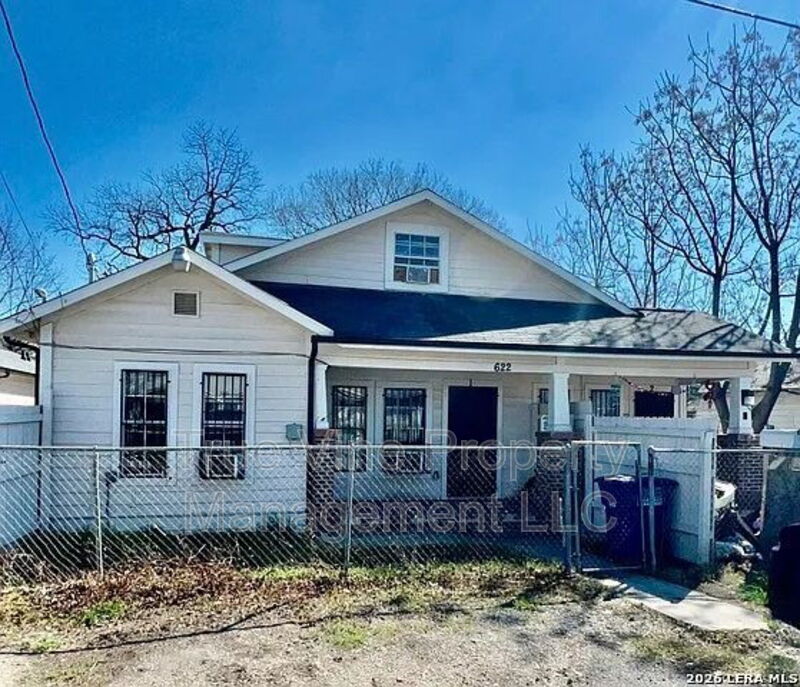 San Antonio Condo: 622 S Navidad St