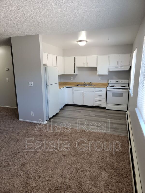 Request a Viewing for 3955 Stonedike Dr, Unit A - Tenant Turner