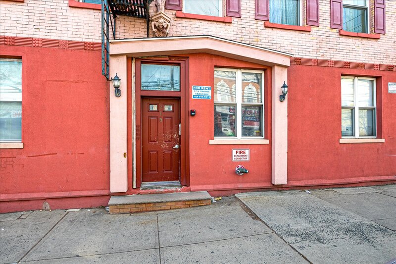 Perth Amboy Condo: 213 Hall Avenue - 5