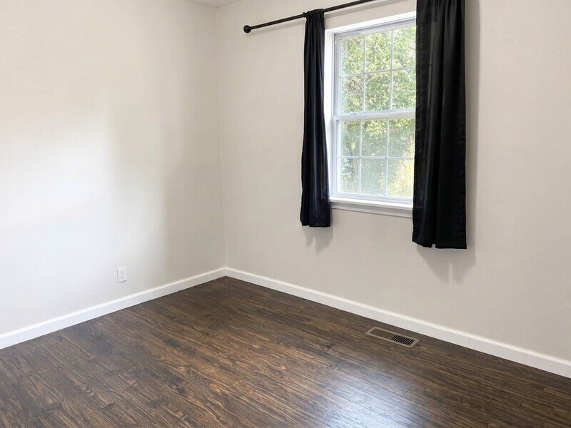 Main Rental Photo 4