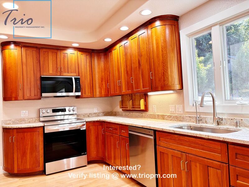 Eugene House: 2693 Chula Vista Boulevard