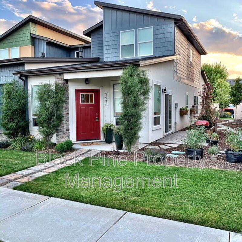 Meridian House: 2970 N Villere Lane