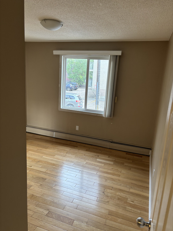 Edmonton House: 207