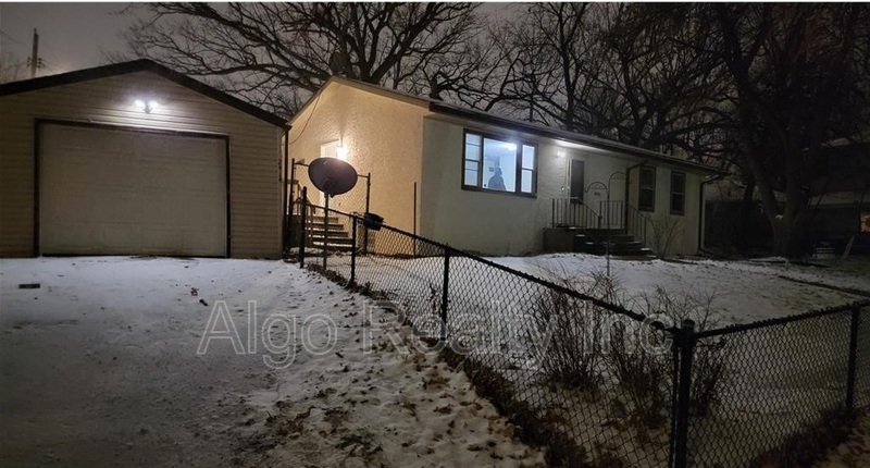 Minneapolis House: 2414 North Ilion Avenue