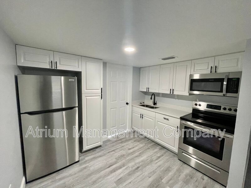 Tampa House: 5305 N Boulevard