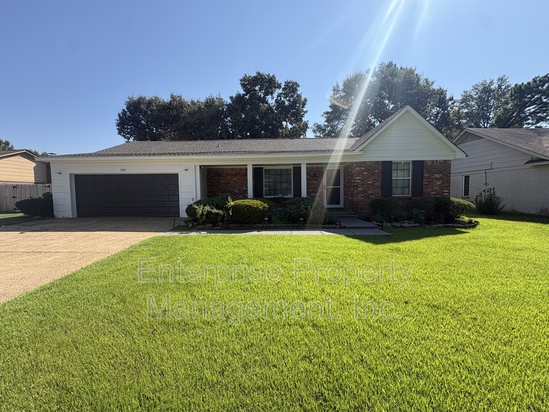 Primary photo of 1116 Simmonsridge Drive, Collierville, TN 38017
