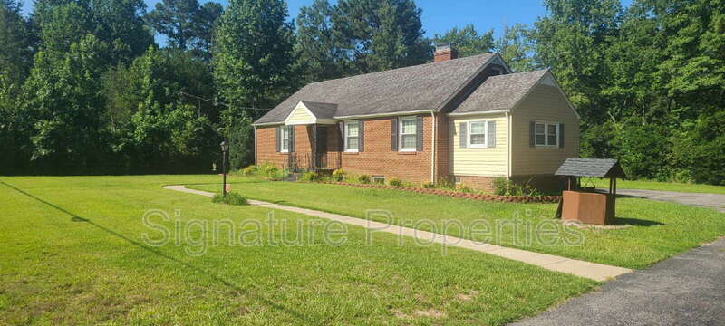Petersburg House: 6410 Duncan Road
