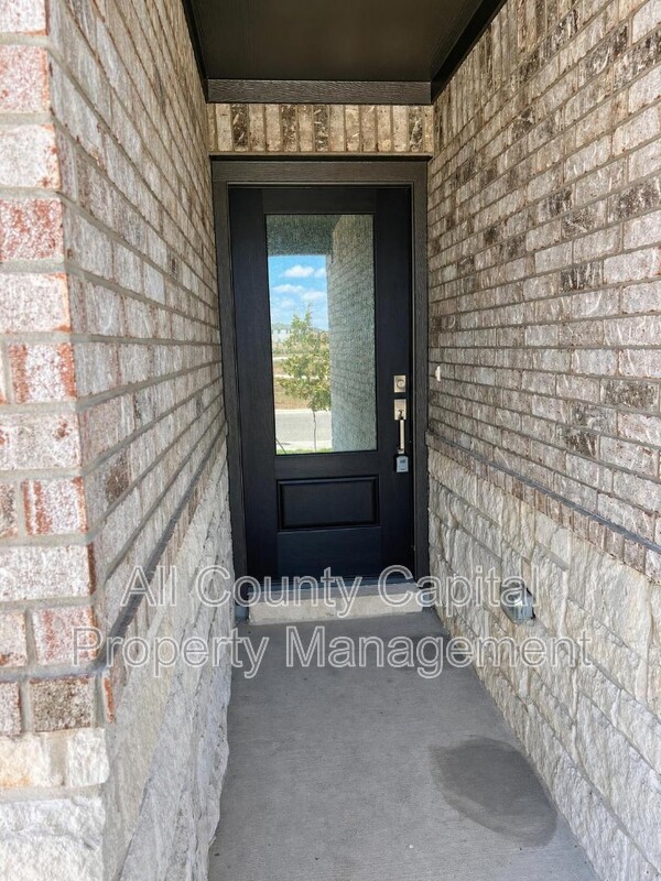 Main Rental Photo 3