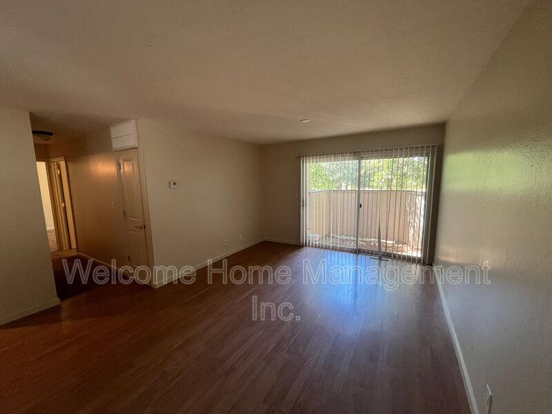 Concord House: 5460 Concord Blvd