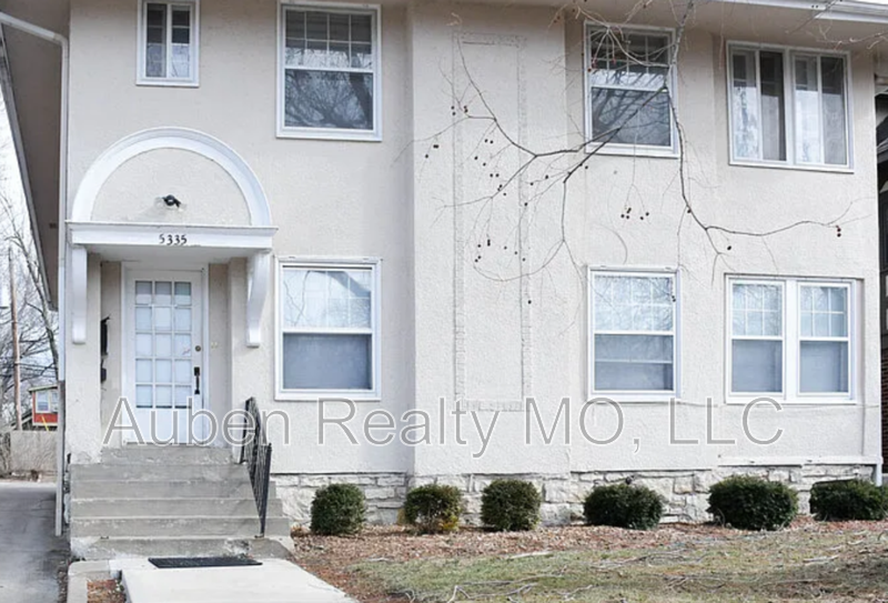 Kansas City Condo: 5335 Holmes St.