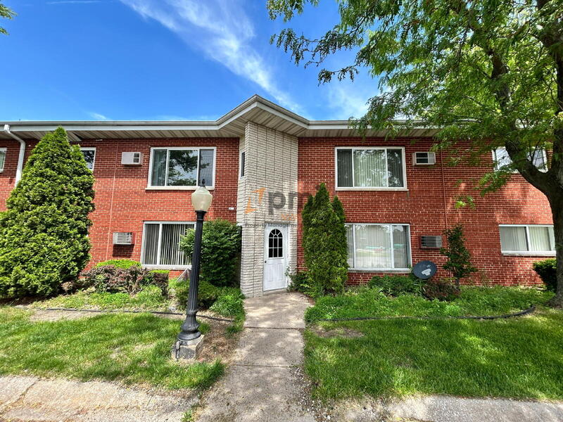 Crown Point Condo: 111 Harrington Ave