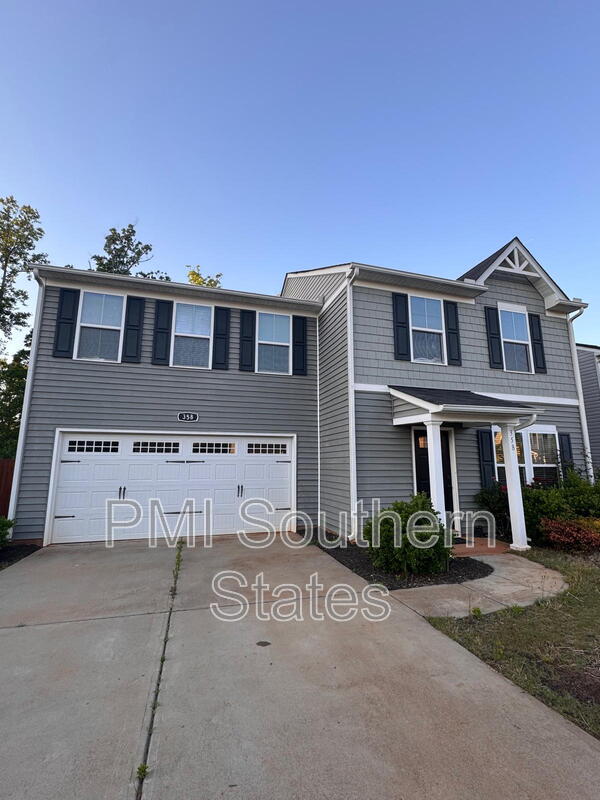 Lyman House: 358 Hobson Way